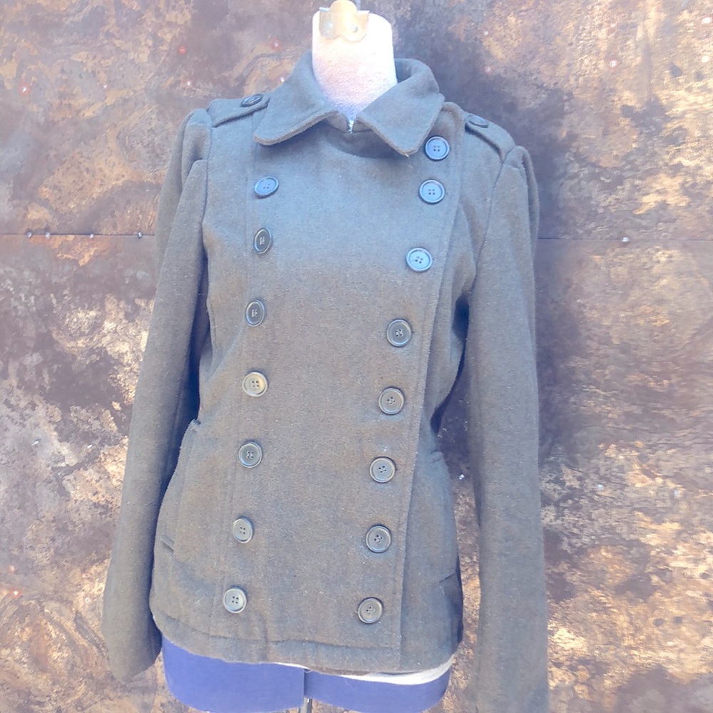 Be effortlessly put together at the office sport jacket warm